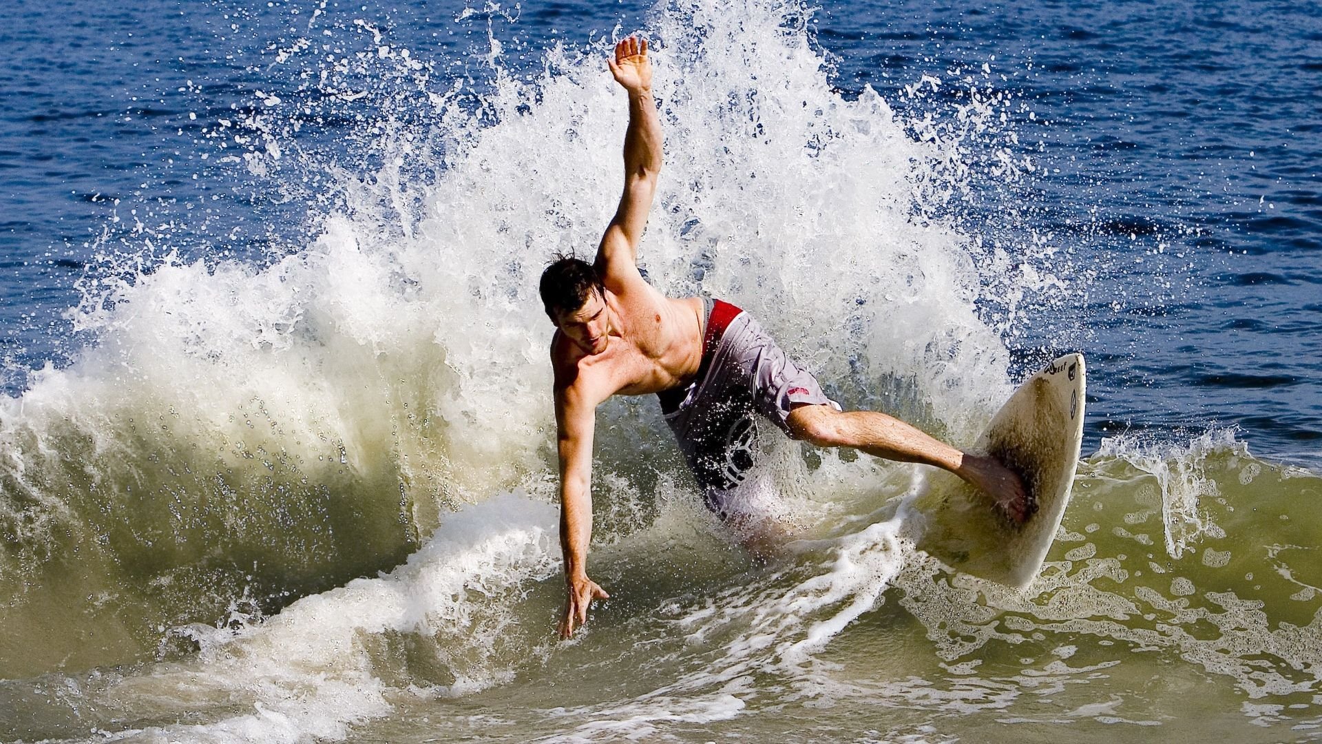 《专家分析电竞行业的发展趋势：新技术与新机遇》，电竞发展未来