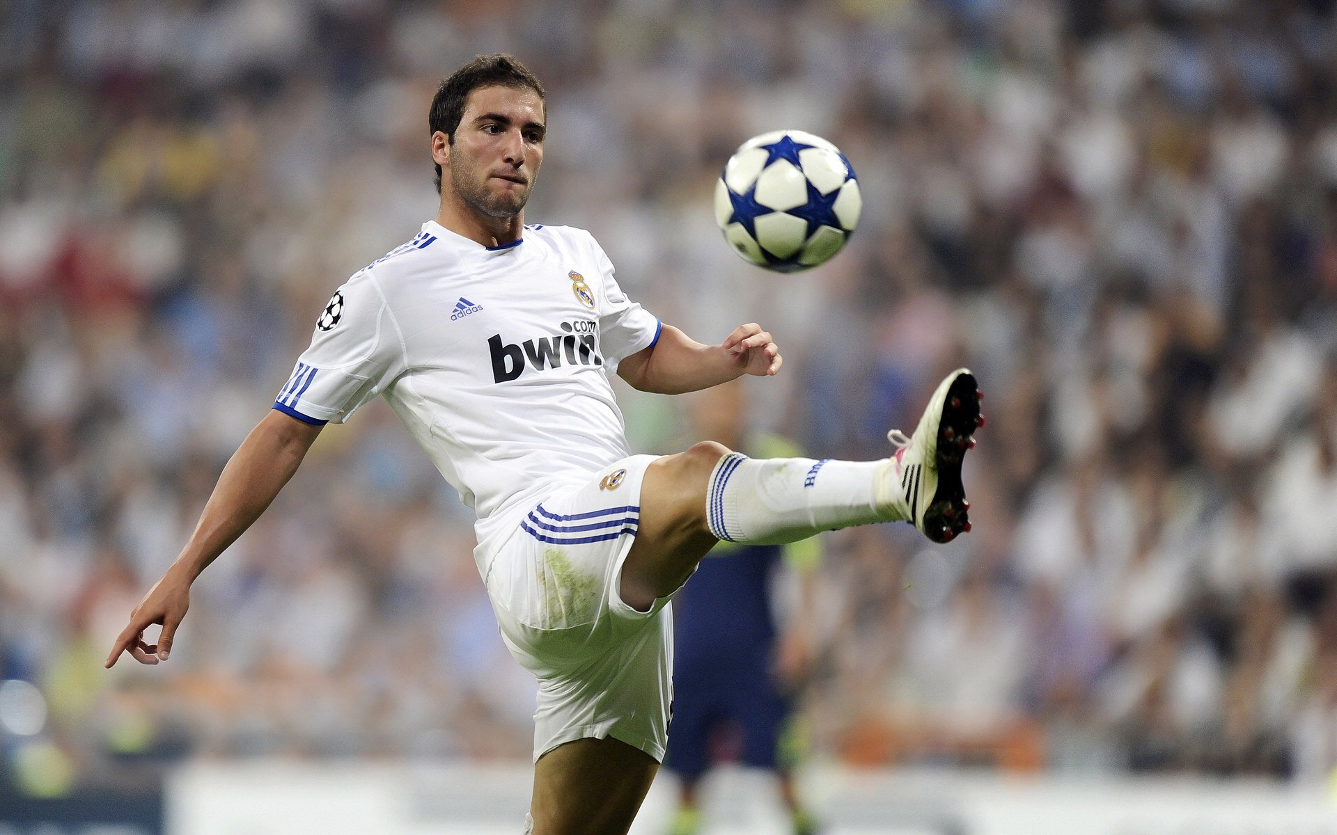 国安备战关键战役，全队士气高昂冲击前列